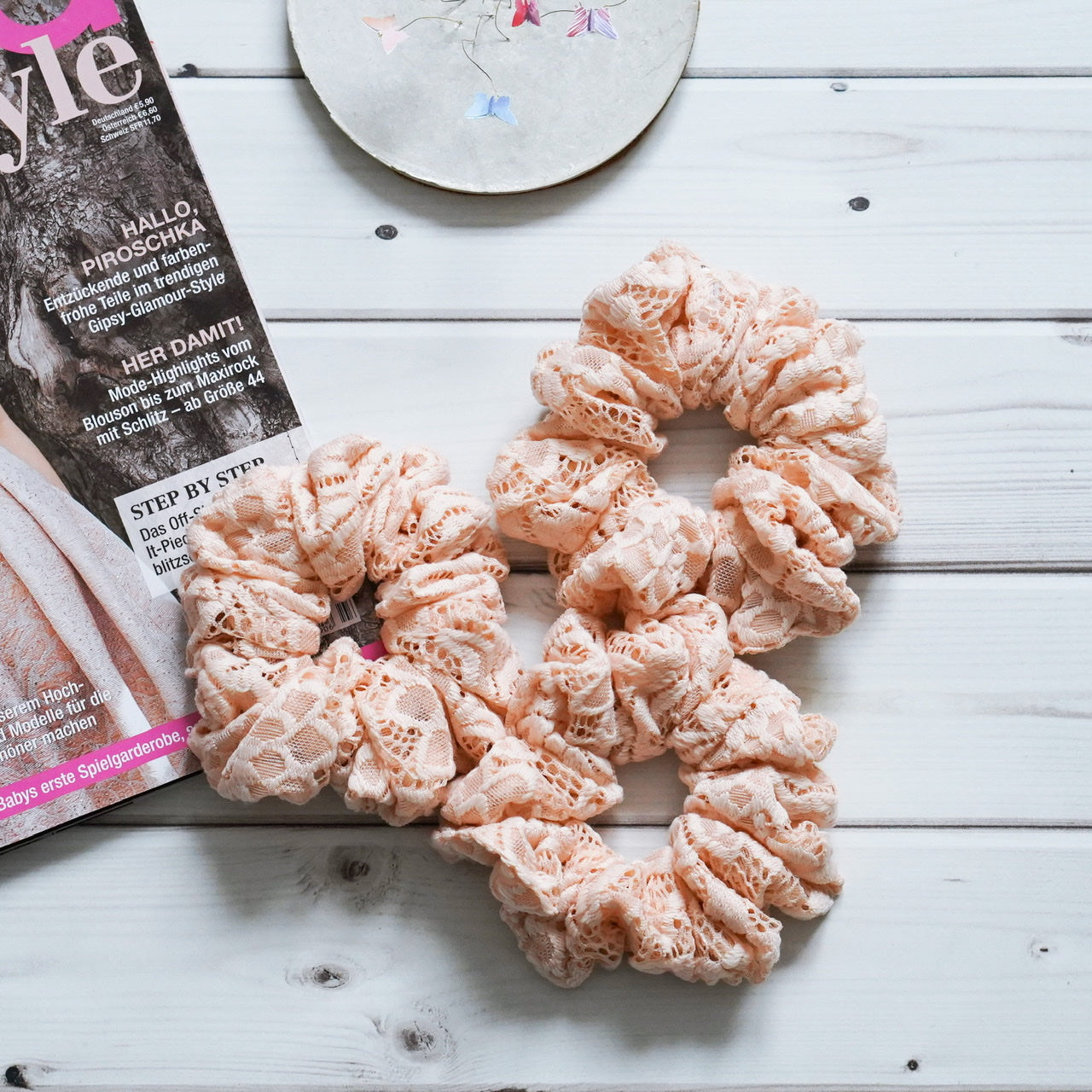 Scrunchies fluffy- Pastel Peach