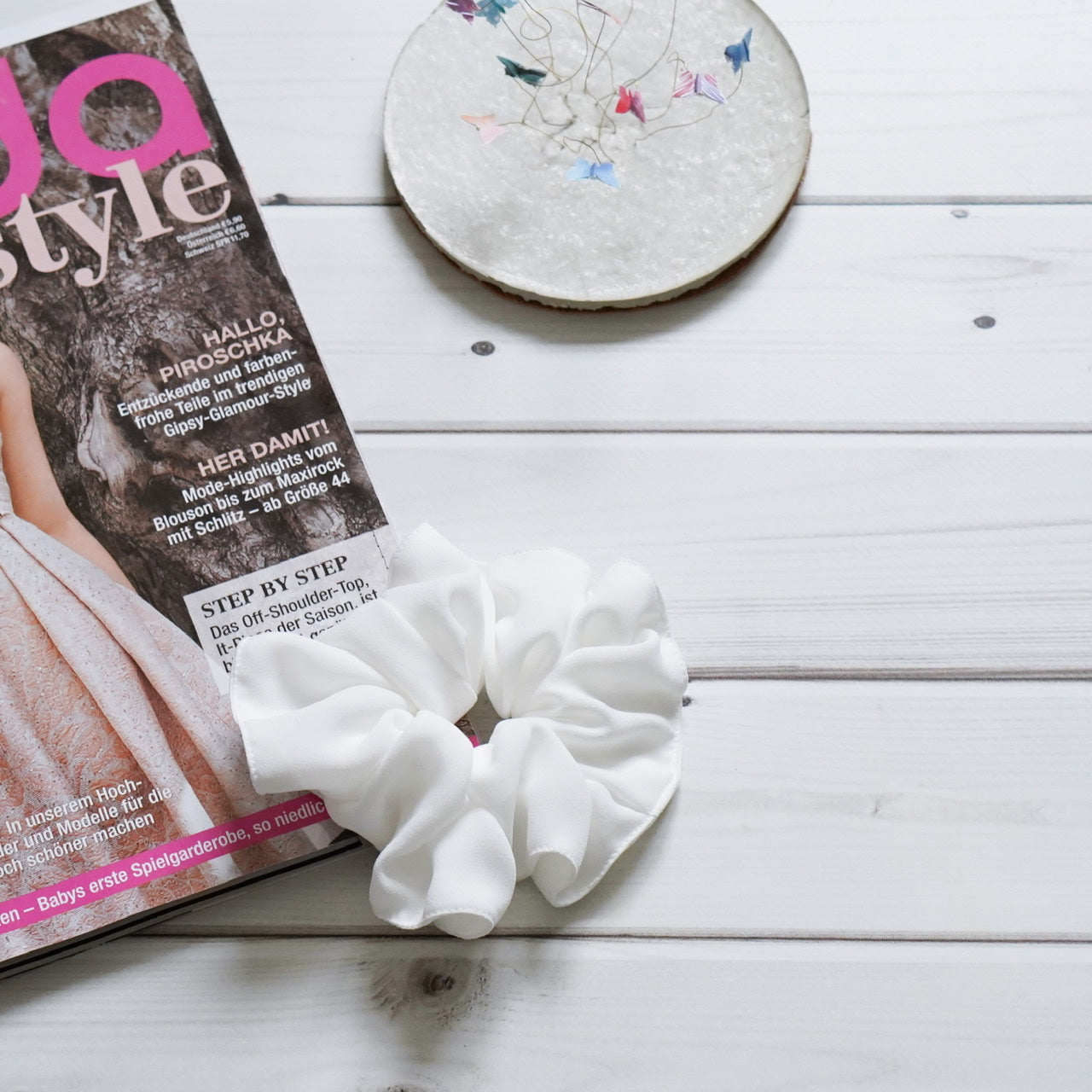 Scrunchies Majestic- White Chiffon