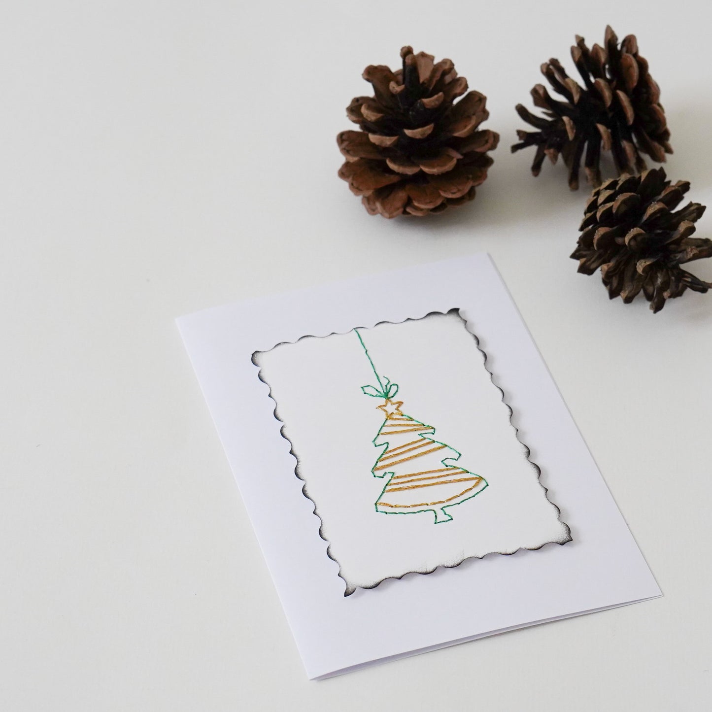 Hand-Embroidered-Christmas-greeting-card
