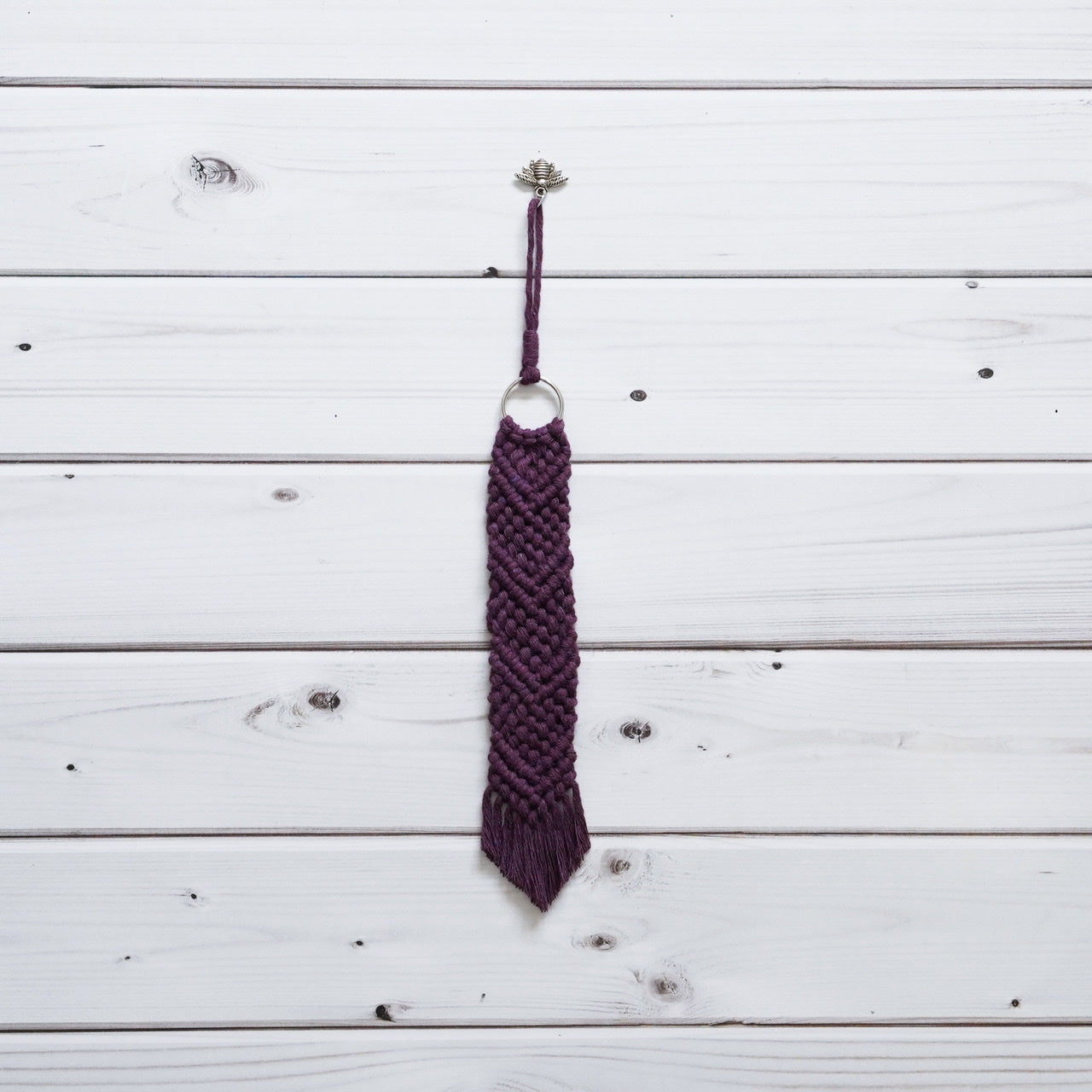 Handmade-Macramé-Bookmark-Handgemachte-Makramee-Lesezeichen