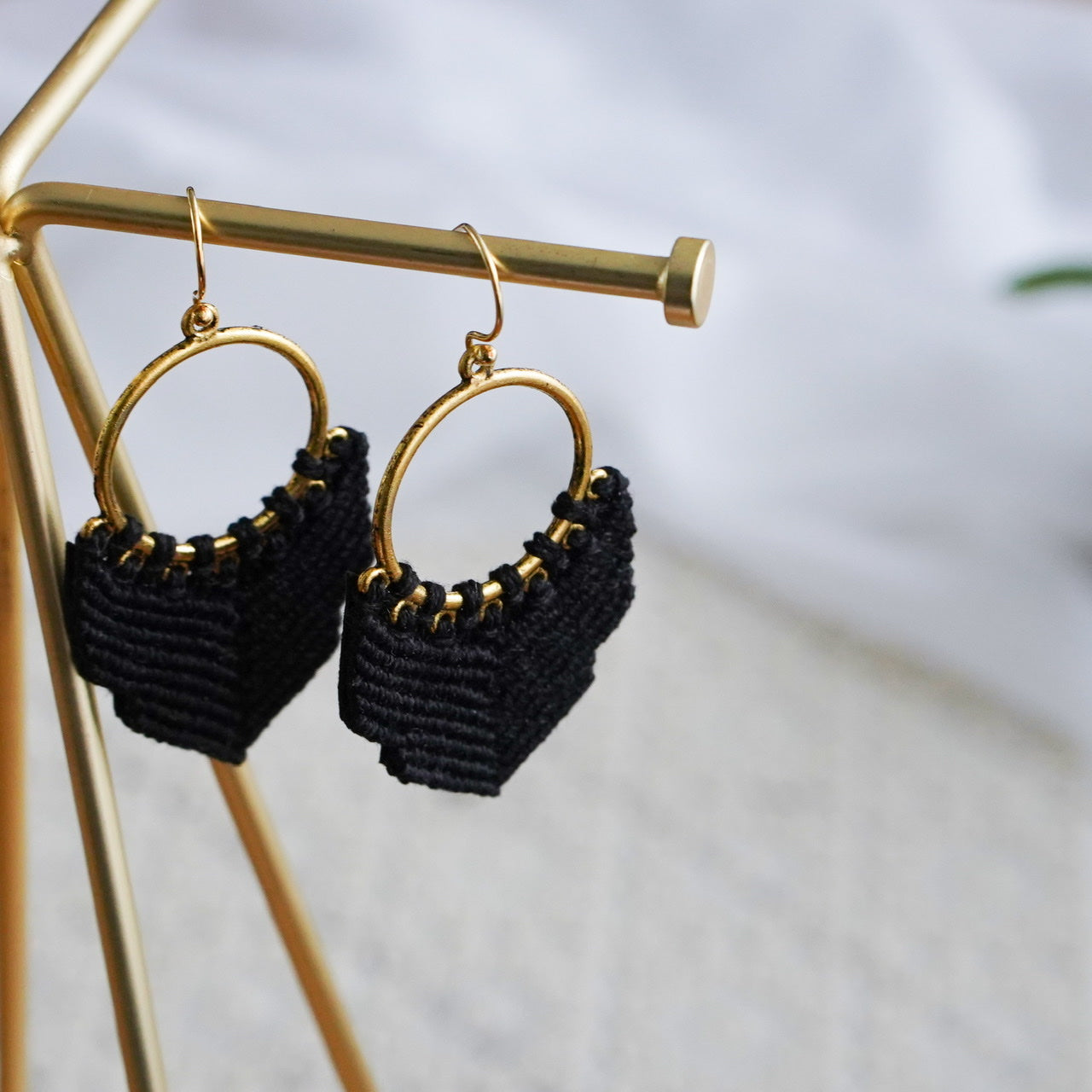 Micro-Macramé-Handmade-earrings-made-in-switzerland
