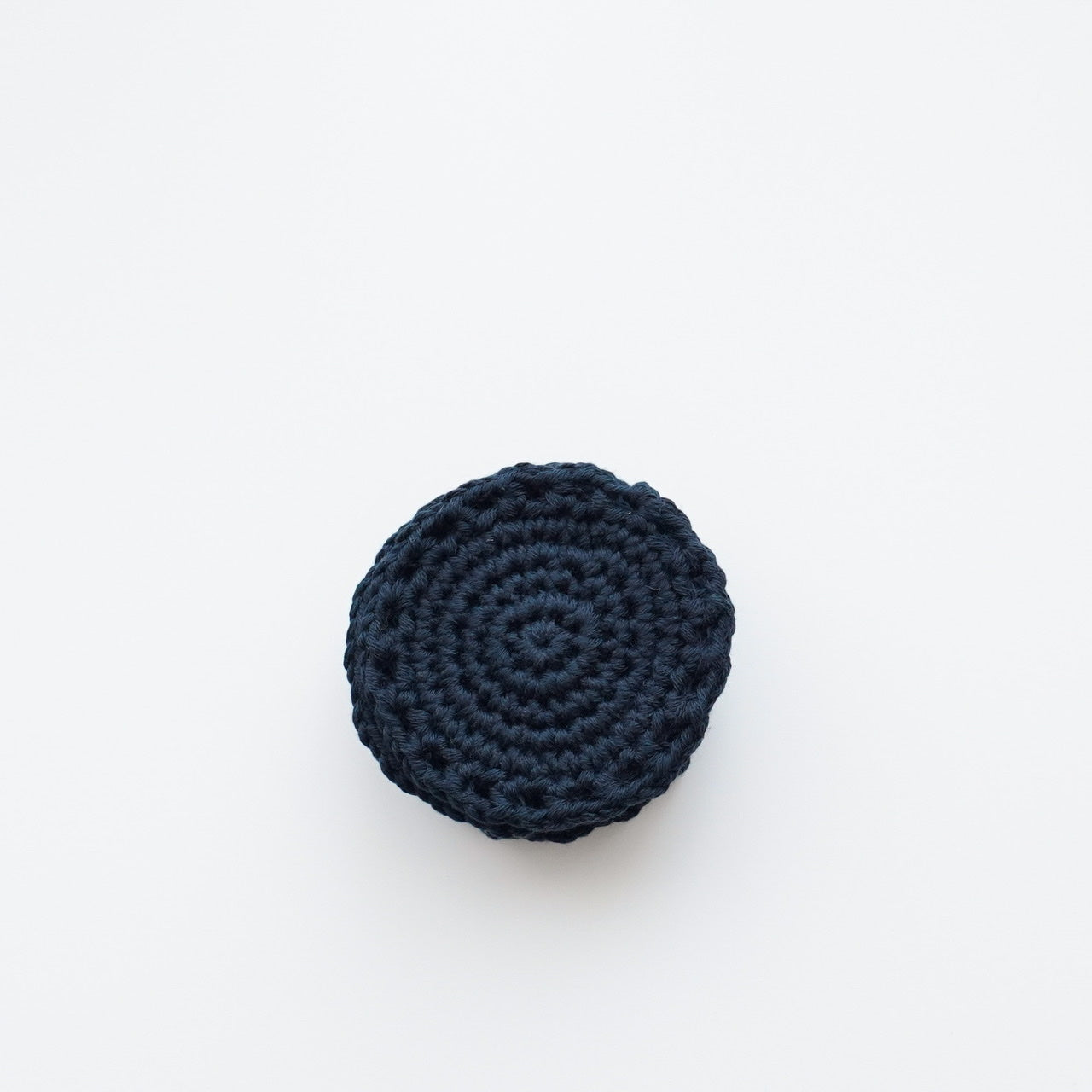 Hand-crafted-crochet-reusable-sustainable-zero-waste-cosmetic-pads