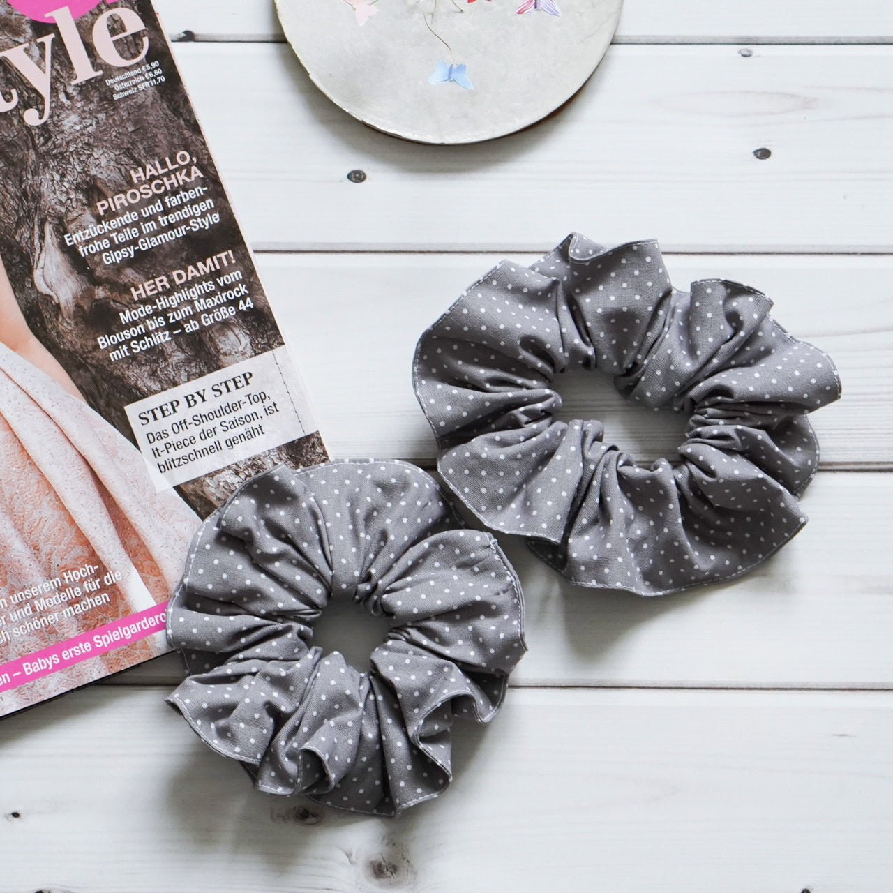 Scrunchies Majestic- White dots