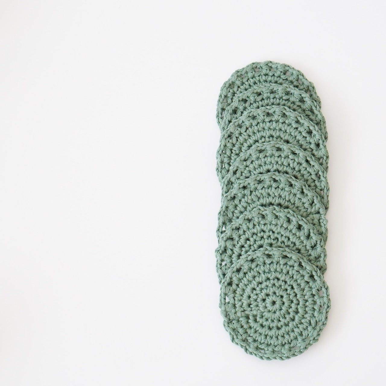 Hand-crafted-crochet-reusable-sustainable-zero-waste-cosmetic-pads