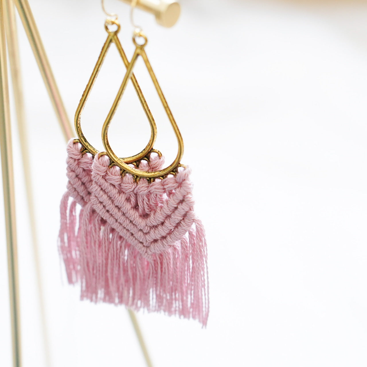 Handmade Macramé Drops- Lilac- Handgemacht- Makramee- Lilac