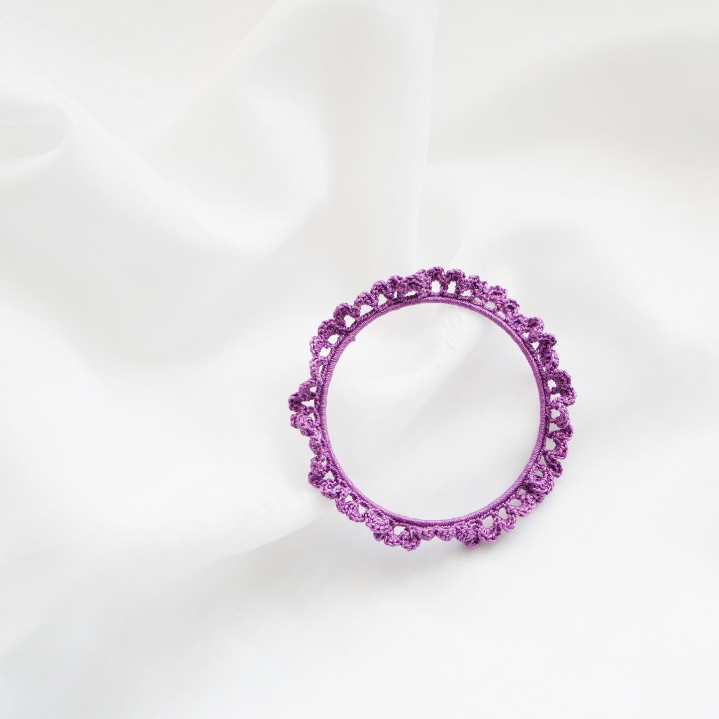 crochet-bracelets-handmade-switzerland-armband-schweiz-handgemacht-statement-bangles