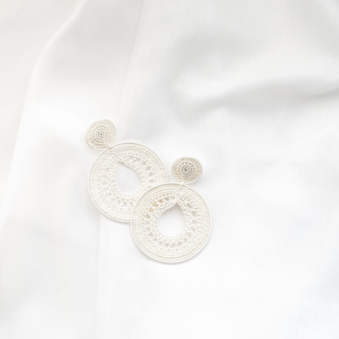 crochet-earrings-handmade-switzerland-ohrringe-schweiz-handgemacht-statement-earrings-summerearrings