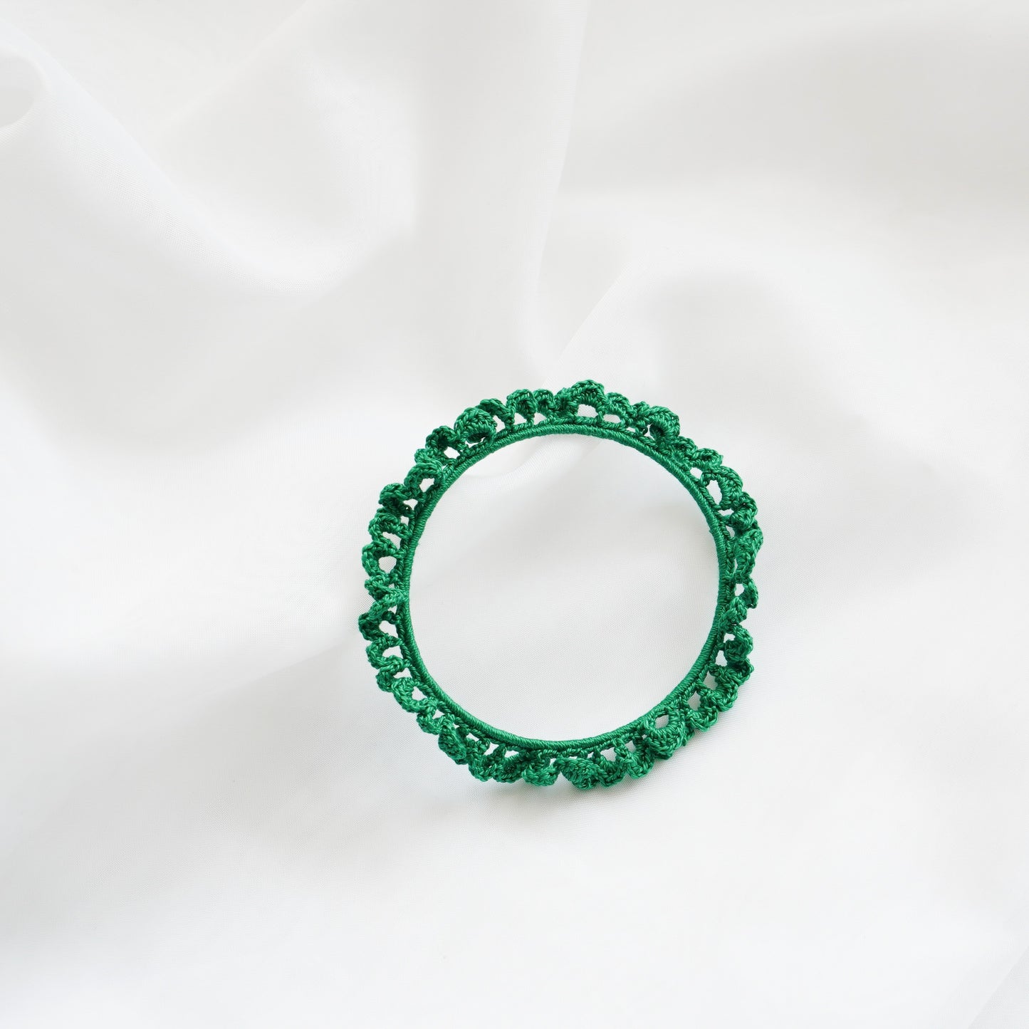 crochet-bracelets-handmade-switzerland-armband-schweiz-handgemacht-statement-bangles