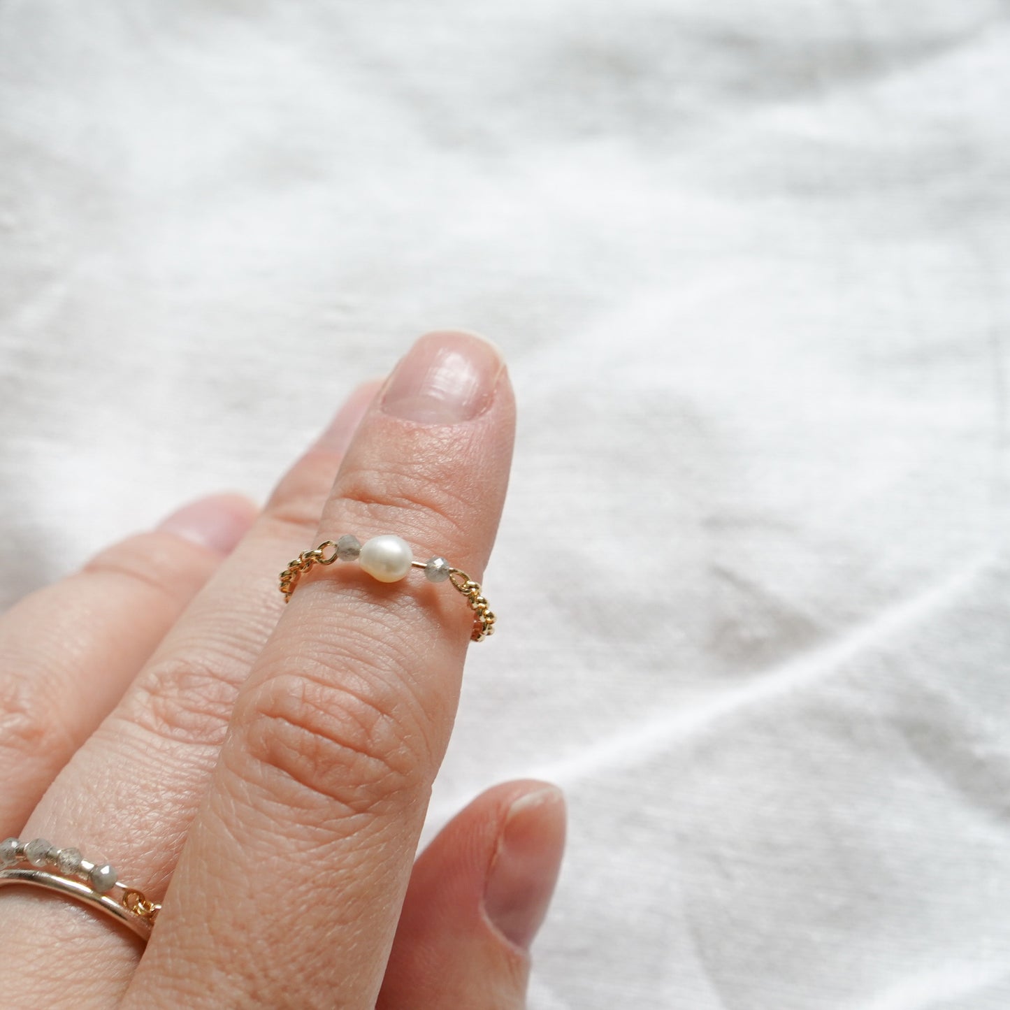 Gold Chain ring- Labradorite & Sweet Water Pearl