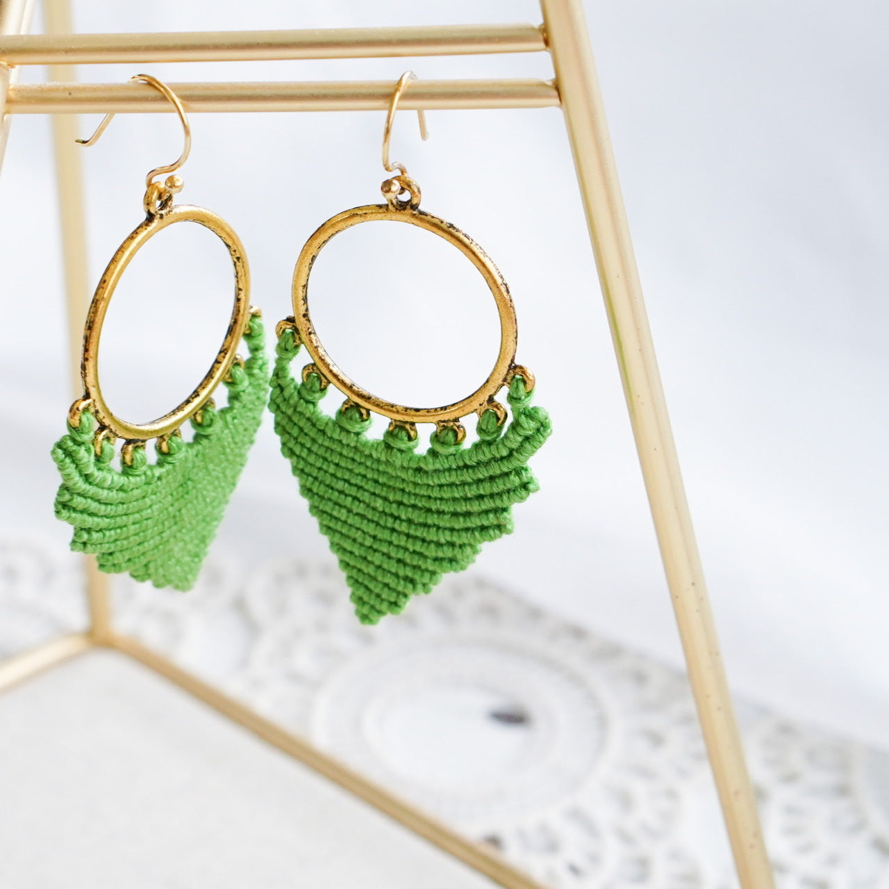 Micro-Macramé-Handmade-earrings-made-in-switzerland