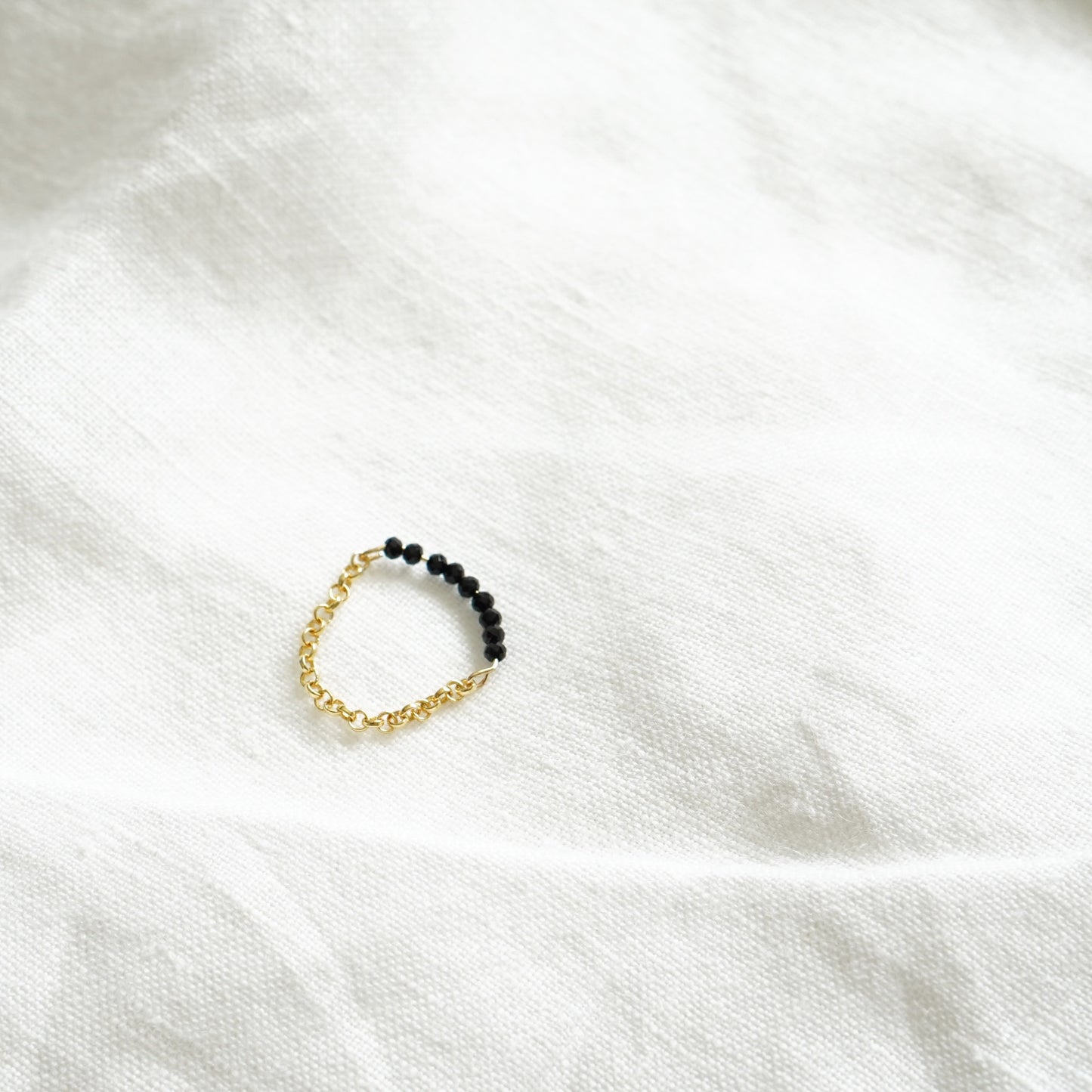 Gold Chain ring- Black Spinel